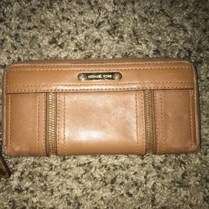 Leather Michael Kors Wallet